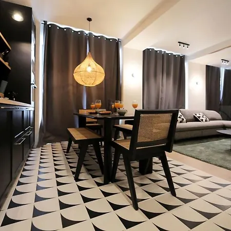 Familiale Sauna 10 - 8p Parigi
