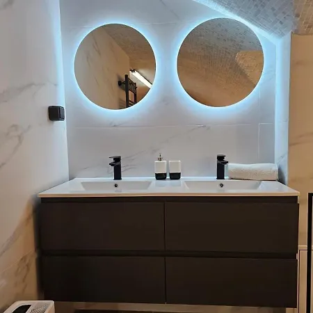 Apartment Familiale Sauna 10 - 8p Paris